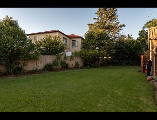 790M² VACANT LAND FOR SALE IN BRACKENHURST